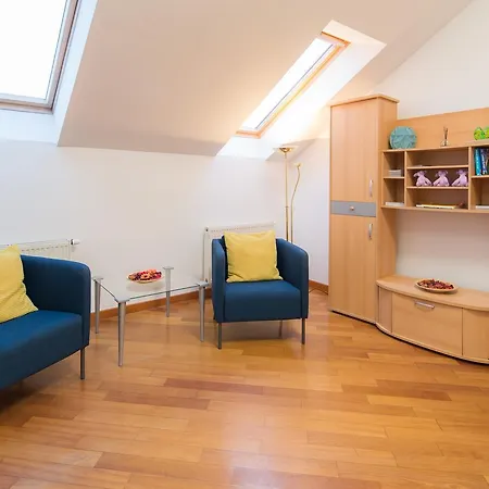 Apartment Amazing Italska