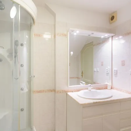 Apartment Amazing Italska