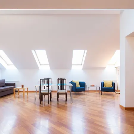 Amazing Italska Apartment Prague