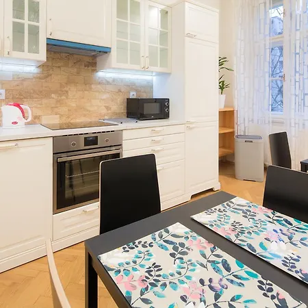 Amazing Italska Apartment *