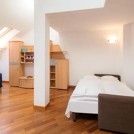 Amazing Italska Apartment
