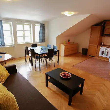 Apartment Amazing Italska *